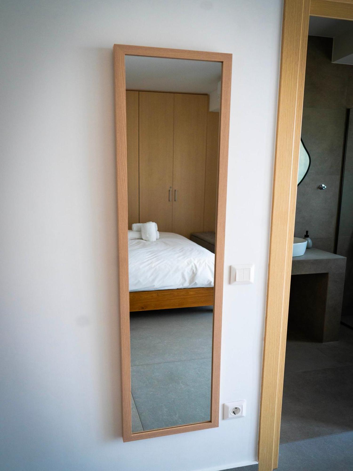 White Luxury Apartment Trikala  Ngoại thất bức ảnh